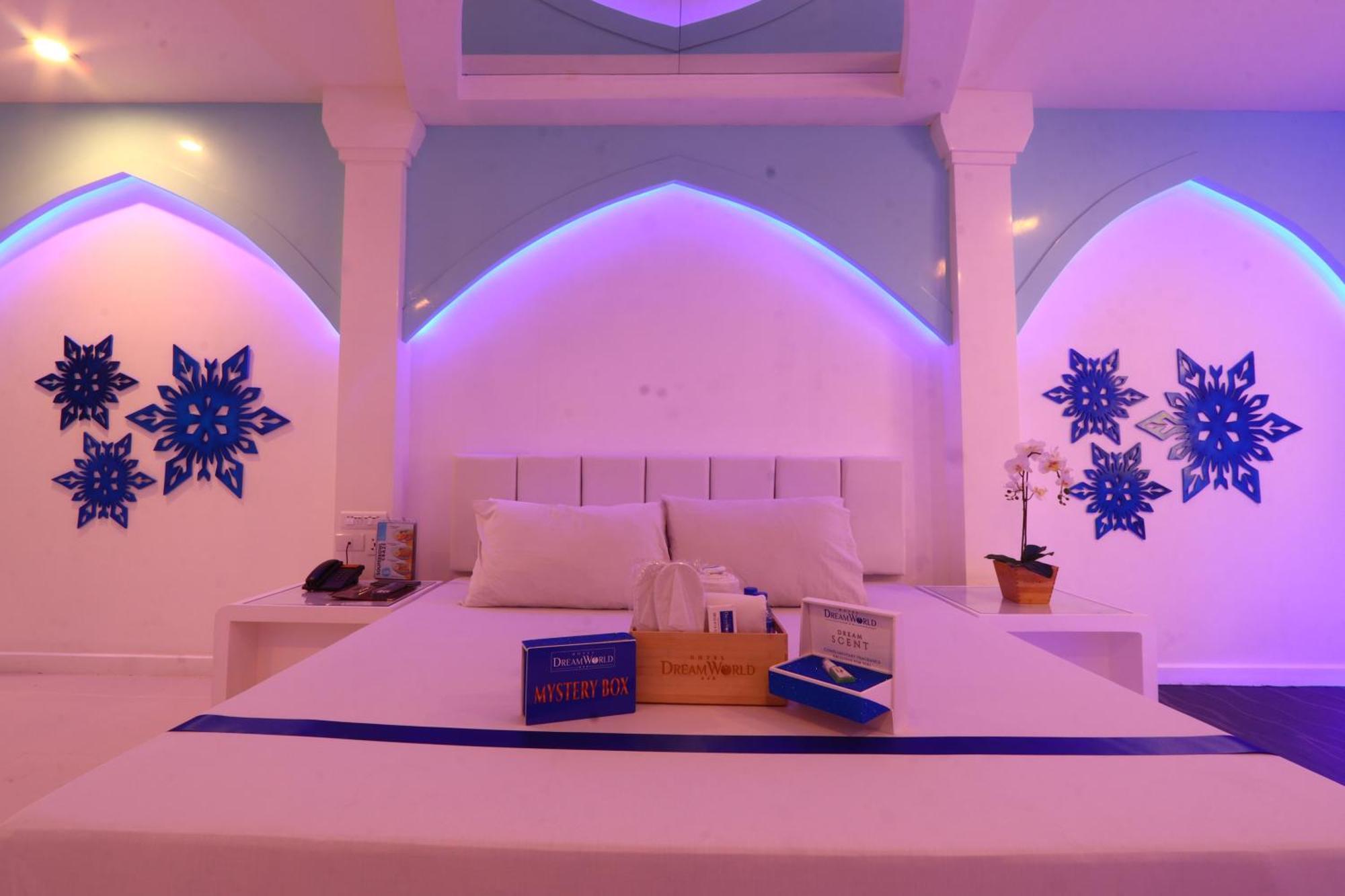 Hotel Dreamworld East Ortigas Pasig City ภายนอก รูปภาพ